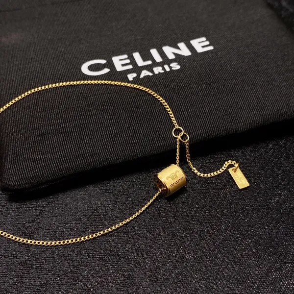 【CELINE】ネックレス、新しいネックレス万能シンプルファッションオーナメント 【CELINE】ネックレス、新しいネックレス万能シンプルファッションオーナメント