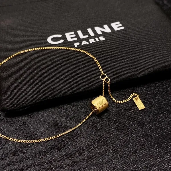 【CELINE】ネックレス、新しいネックレス万能シンプルファッションオーナメント 【CELINE】ネックレス、新しいネックレス万能シンプルファッションオーナメント