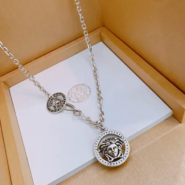 【VERSACE】ネックレス、新しいネックレス万能シンプルファッションオーナメント 2474 【VERSACE】ネックレス、新しいネックレス万能シンプルファッションオーナメント 2474