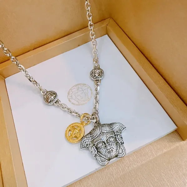 【VERSACE】ネックレス、新しいネックレス万能シンプルファッションオーナメント 2474 【VERSACE】ネックレス、新しいネックレス万能シンプルファッションオーナメント 2474