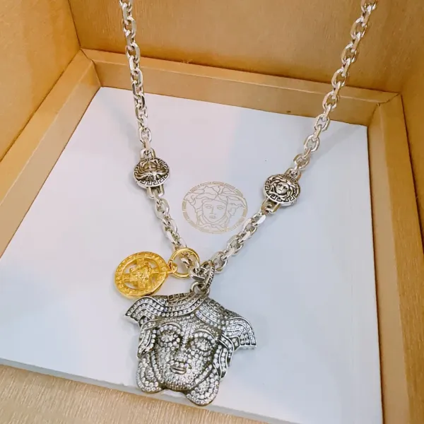 【VERSACE】ネックレス、新しいネックレス万能シンプルファッションオーナメント 2474 【VERSACE】ネックレス、新しいネックレス万能シンプルファッションオーナメント 2474