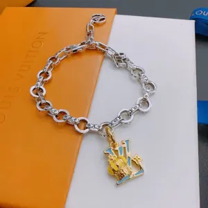 LV LOUIS VUITTON(ルイヴィトン)チェーンブレスレット 250301 LV LOUIS VUITTON(ルイヴィトン)チェーンブレスレット 250301
