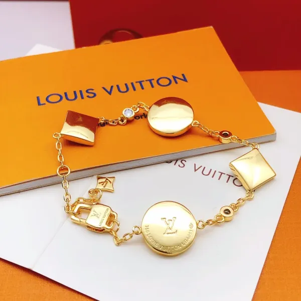 LV【LOUIS VUITTON】ブレスレット、ファッションシンプルなスタイル   241015