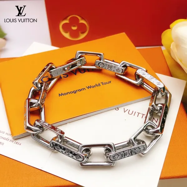 LV【LOUIS VUITTON】ブレスレット、ファッションシンプルなスタイル 241015 LV【LOUIS VUITTON】ブレスレット、ファッションシンプルなスタイル 241015