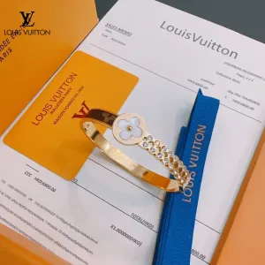 LV【LOUIS VUITTON】ブレスレット、ファッションシンプルなスタイル 241015 LV【LOUIS VUITTON】ブレスレット、ファッションシンプルなスタイル 241015