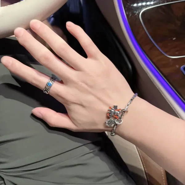 【LOUIS VUITTON】ブレスレット、ファッションシンプルなスタイル240813 【LOUIS VUITTON】ブレスレット、ファッションシンプルなスタイル240813