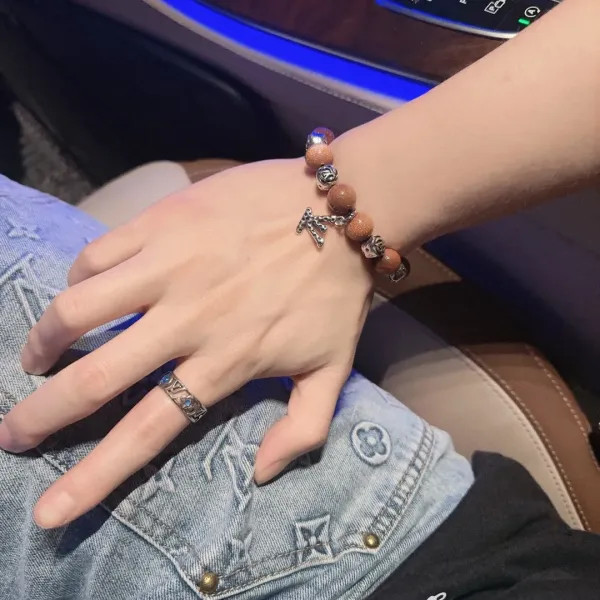 【LOUIS VUITTON】ブレスレット、ファッションシンプルなスタイル 240728 【LOUIS VUITTON】ブレスレット、ファッションシンプルなスタイル 240728