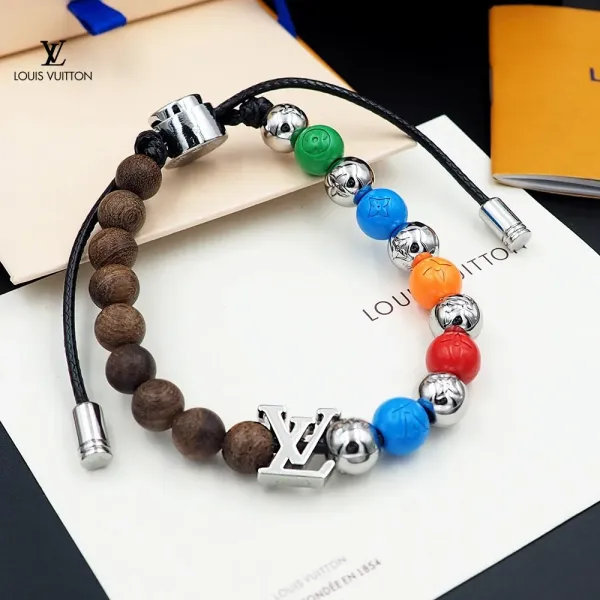 【LOUIS VUITTON】ブレスレット、ファッションシンプルなスタイル 240728 【LOUIS VUITTON】ブレスレット、ファッションシンプルなスタイル 240728