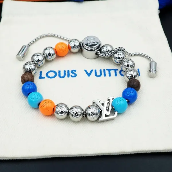 【LOUIS VUITTON】ブレスレット、ファッションシンプルなスタイル 240728 【LOUIS VUITTON】ブレスレット、ファッションシンプルなスタイル 240728
