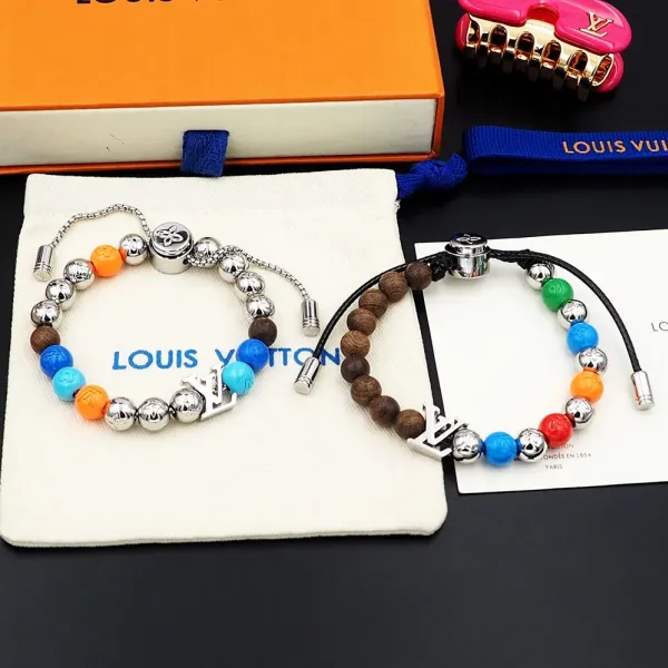 【LOUIS VUITTON】ブレスレット、ファッションシンプルなスタイル 240728 【LOUIS VUITTON】ブレスレット、ファッションシンプルなスタイル 240728