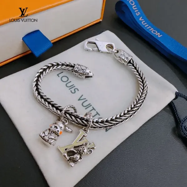 【 LOUIS VUITTON】ブレスレット、ファッションシンプルなスタイル 2472