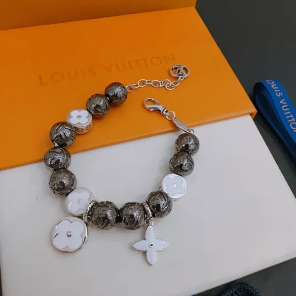 【 LOUIS VUITTON】ブレスレット、ファッションシンプルなスタイル 2472
