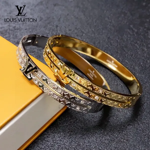 【LOUIS VUITTON】ブレスレット、ファッションシンプルなスタイル 【LOUIS VUITTON】ブレスレット、ファッションシンプルなスタイル