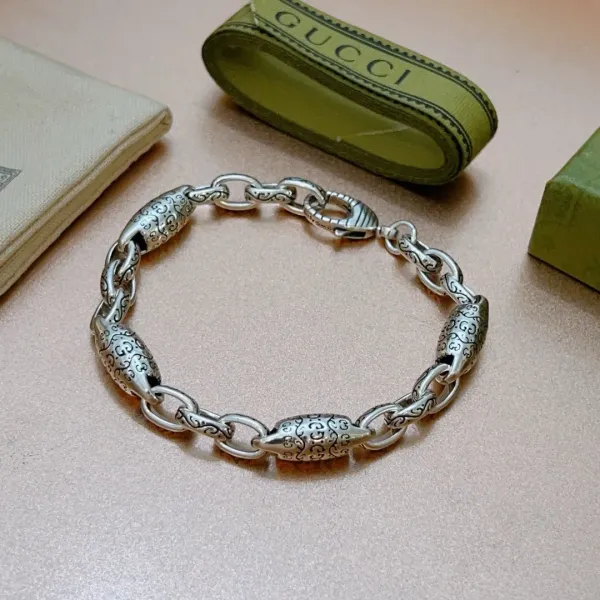 【GUCCI】ブレスレット、ファッションシンプルなスタイル 241015 【GUCCI】ブレスレット、ファッションシンプルなスタイル 241015