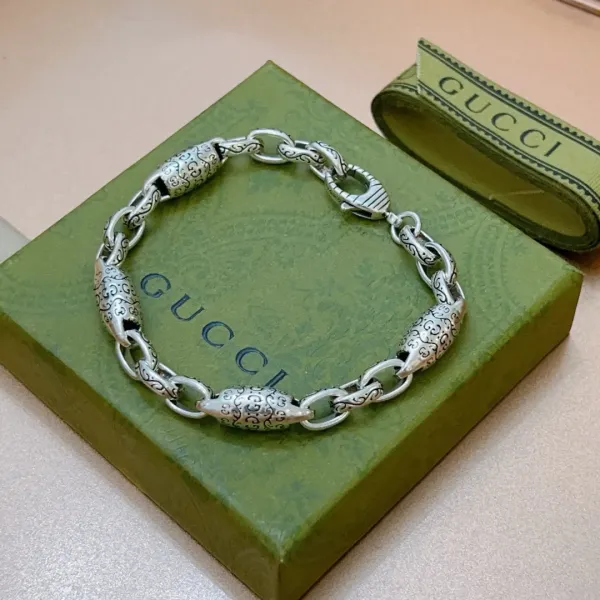 【GUCCI】ブレスレット、ファッションシンプルなスタイル 241015 【GUCCI】ブレスレット、ファッションシンプルなスタイル 241015