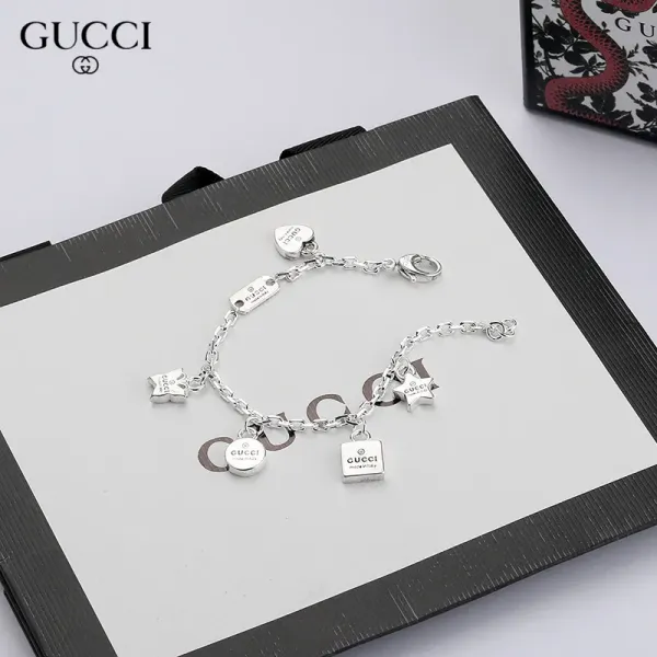 【GUCCI】ブレスレット、ファッションシンプルなスタイル 241015 【GUCCI】ブレスレット、ファッションシンプルなスタイル 241015