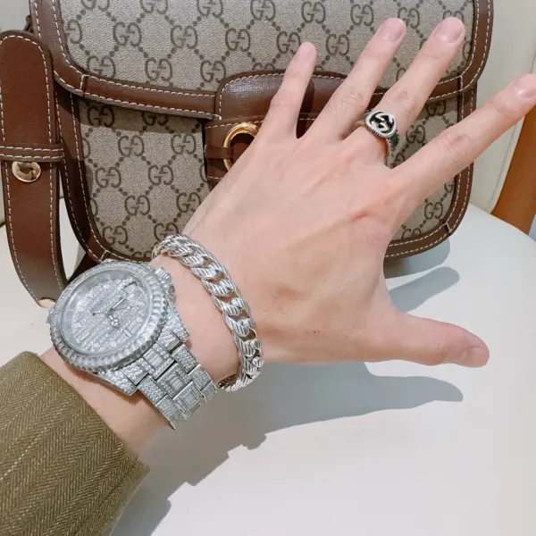 【GUCCI】ブレスレット、ファッションシンプルなスタイル 240815