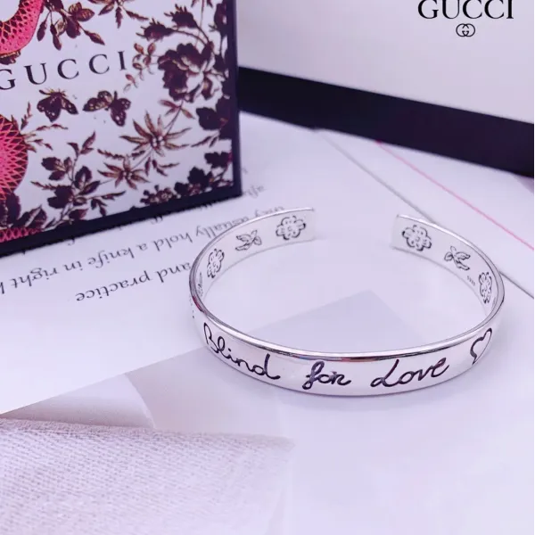 【GUCCI】ブレスレット、ファッションシンプルなスタイル 2474 【GUCCI】ブレスレット、ファッションシンプルなスタイル 2474