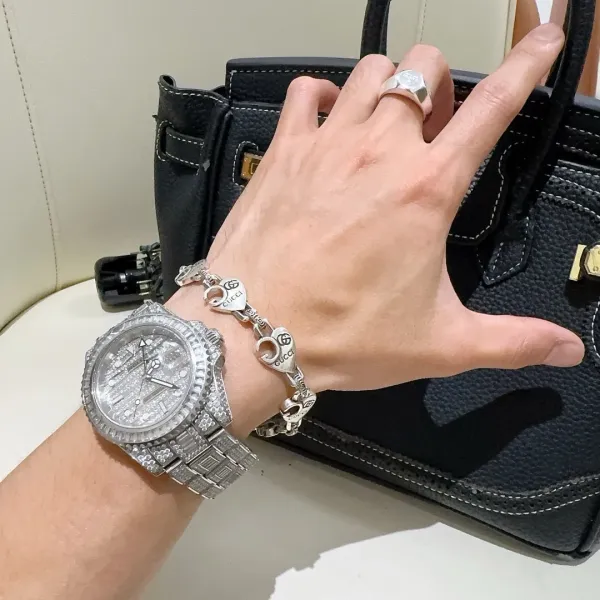 【GUCCI】ブレスレット、ファッションシンプルなスタイル 2474 【GUCCI】ブレスレット、ファッションシンプルなスタイル 2474