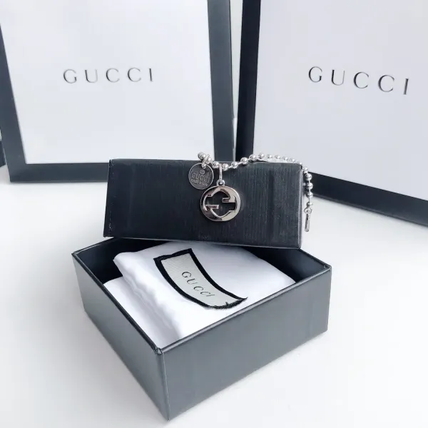 【GUCCI】ブレスレット、ファッションシンプルなスタイル 【GUCCI】ブレスレット、ファッションシンプルなスタイル