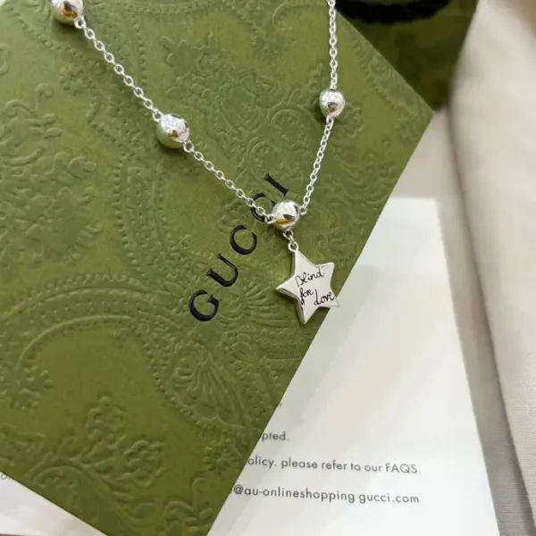 【GUCCI】ブレスレット、ファッションシンプルなスタイル 【GUCCI】ブレスレット、ファッションシンプルなスタイル