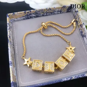【DIOR】ブレスレット、ファッションシンプルなスタイル 250301 【DIOR】ブレスレット、ファッションシンプルなスタイル 250301