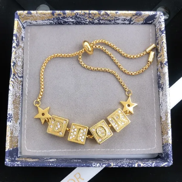 【DIOR】ブレスレット、ファッションシンプルなスタイル 250301 【DIOR】ブレスレット、ファッションシンプルなスタイル 250301