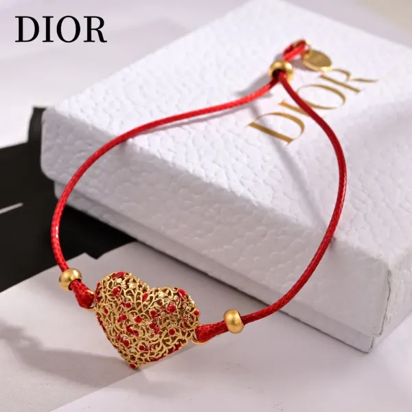 【DIOR】ブレスレット、ファッションシンプルなスタイル 250301 【DIOR】ブレスレット、ファッションシンプルなスタイル 250301