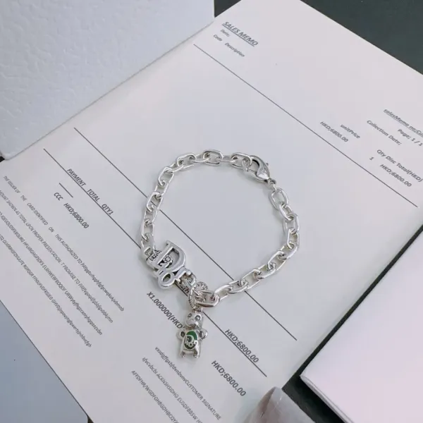 【DIOR】ブレスレット、ファッションシンプルなスタイル 240812 【DIOR】ブレスレット、ファッションシンプルなスタイル 240812