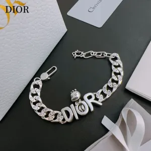 【DIOR】ブレスレット、ファッションシンプルなスタイル 240730 【DIOR】ブレスレット、ファッションシンプルなスタイル 240730