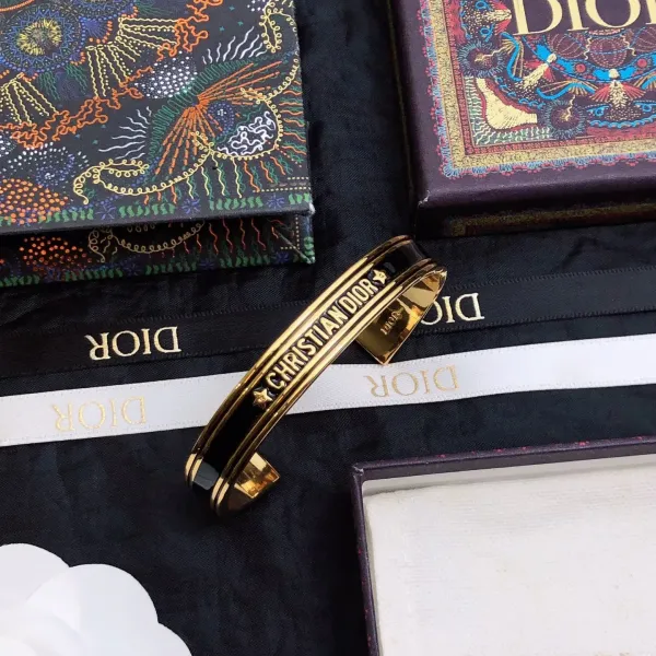 【DIOR】ブレスレット、ファッションシンプルなスタイル 2473