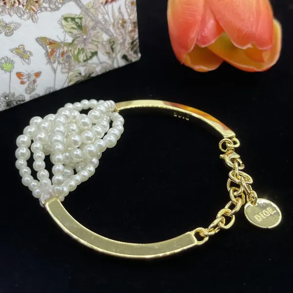 【DIOR】ブレスレット、ファッションシンプルなスタイル 2473 【DIOR】ブレスレット、ファッションシンプルなスタイル 2473