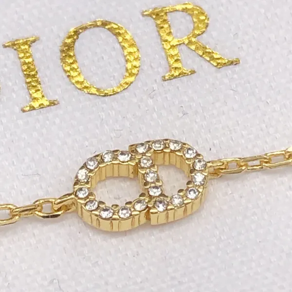 【DIOR】ブレスレット、ファッションシンプルなスタイル 【DIOR】ブレスレット、ファッションシンプルなスタイル