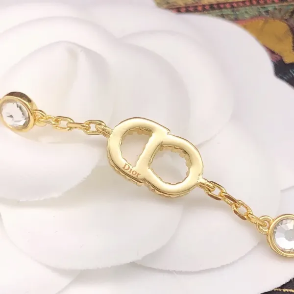 【DIOR】ブレスレット、ファッションシンプルなスタイル 【DIOR】ブレスレット、ファッションシンプルなスタイル