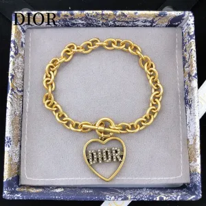 【DIOR】ブレスレット、ファッションシンプルなスタイル 【DIOR】ブレスレット、ファッションシンプルなスタイル