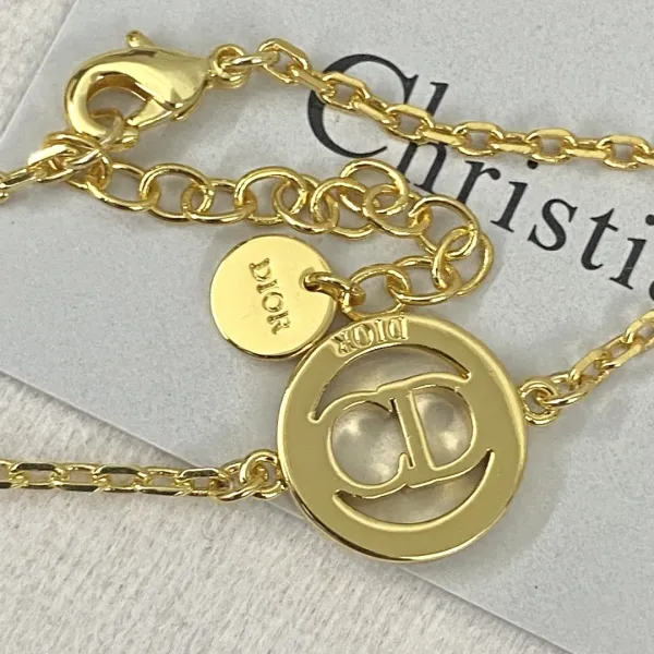 【DIOR】ブレスレット、ファッションシンプルなスタイル 【DIOR】ブレスレット、ファッションシンプルなスタイル