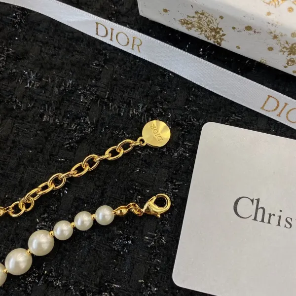 【DIOR】ブレスレット、ファッションシンプルなスタイル