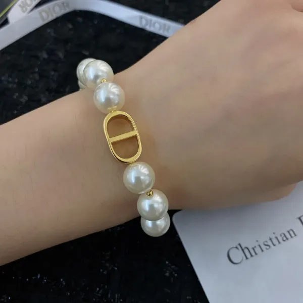 【DIOR】ブレスレット、ファッションシンプルなスタイル
