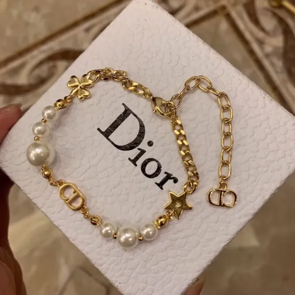 【DIOR】ブレスレット、ファッションシンプルなスタイル