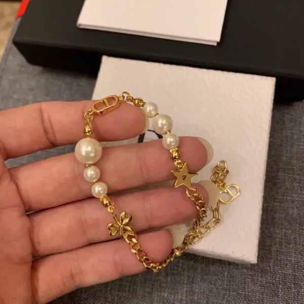【DIOR】ブレスレット、ファッションシンプルなスタイル