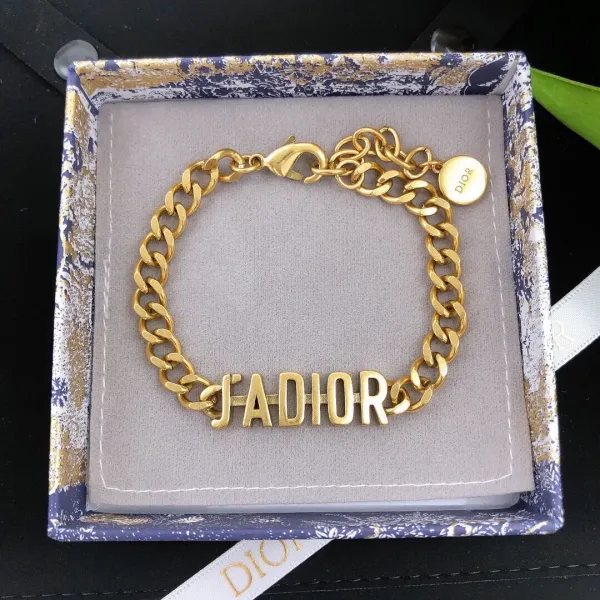 【DIOR】ブレスレット、ファッションシンプルなスタイル 【DIOR】ブレスレット、ファッションシンプルなスタイル