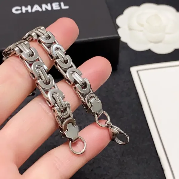 【CHANEL】ブレスレット、ファッションシンプルなスタイル 241015 【CHANEL】ブレスレット、ファッションシンプルなスタイル 241015
