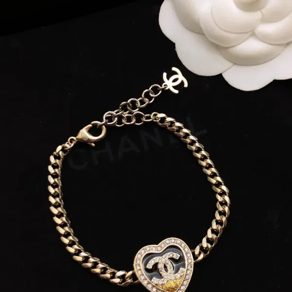 【CHANEL】ブレスレット、ファッションシンプルなスタイル 241015 【CHANEL】ブレスレット、ファッションシンプルなスタイル 241015