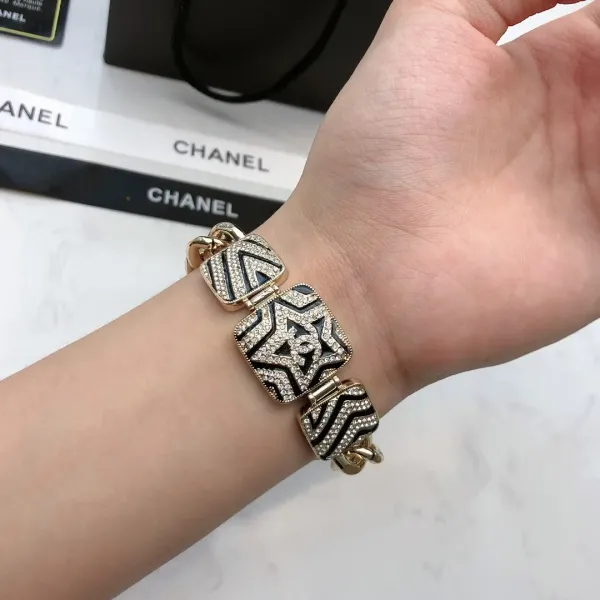 【CHANEL】ブレスレット、ファッションシンプルなスタイル 240728 【CHANEL】ブレスレット、ファッションシンプルなスタイル 240728
