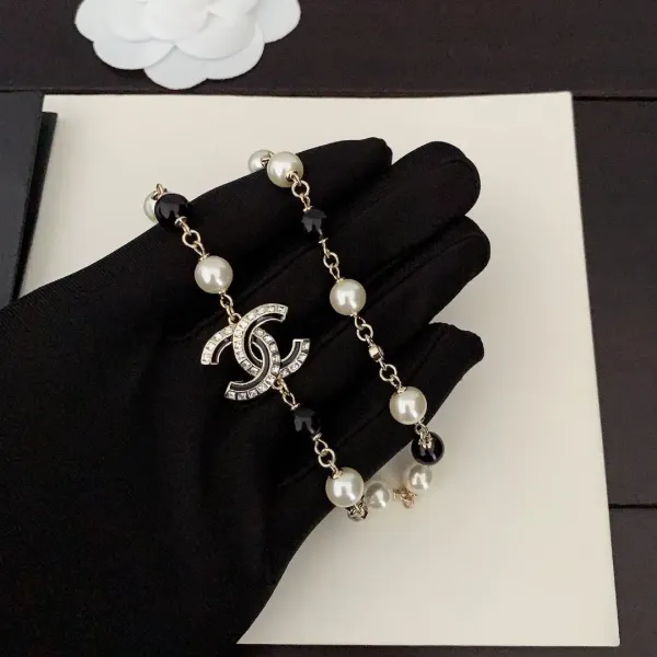 【CHANEL】ブレスレット、ファッションシンプルなスタイル