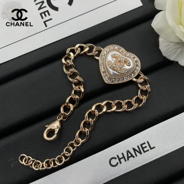 【CHANEL】ブレスレット、ファッションシンプルなスタイル 【CHANEL】ブレスレット、ファッションシンプルなスタイル