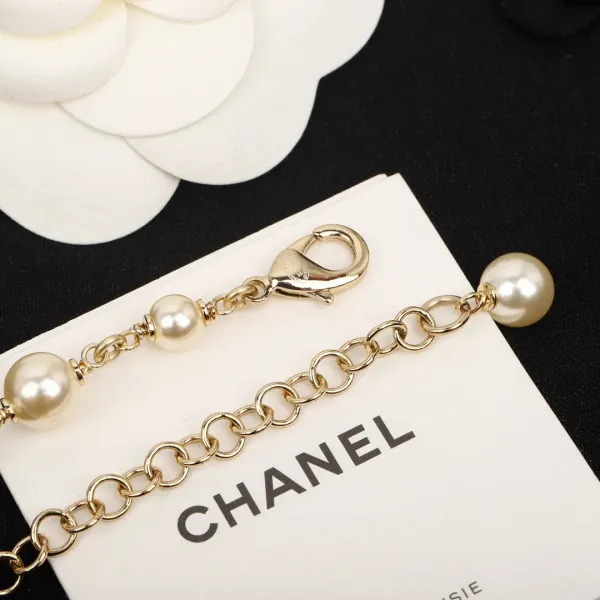 【CHANEL】ブレスレット、ファッションシンプルなスタイル 【CHANEL】ブレスレット、ファッションシンプルなスタイル
