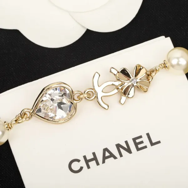 【CHANEL】ブレスレット、ファッションシンプルなスタイル 【CHANEL】ブレスレット、ファッションシンプルなスタイル