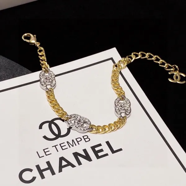 【CHANEL】 ブレスレット、ファッションシンプルなスタイル 【CHANEL】 ブレスレット、ファッションシンプルなスタイル