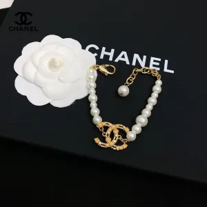 【CHANEL】ブレスレット、ファッションシンプルなスタイル 【CHANEL】ブレスレット、ファッションシンプルなスタイル
